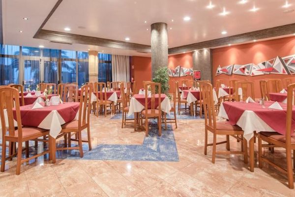 Hotel Apartamentos Blau Parc (Sant Antoni de Portmany)